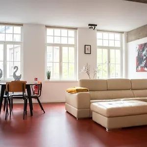Light And Airy On Top Location - Industria In Historical Center Anvers